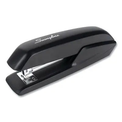 دباسة مكتب قياسية بحجم كامل من Swingline(R)، سعة 20 ورقة، أسود