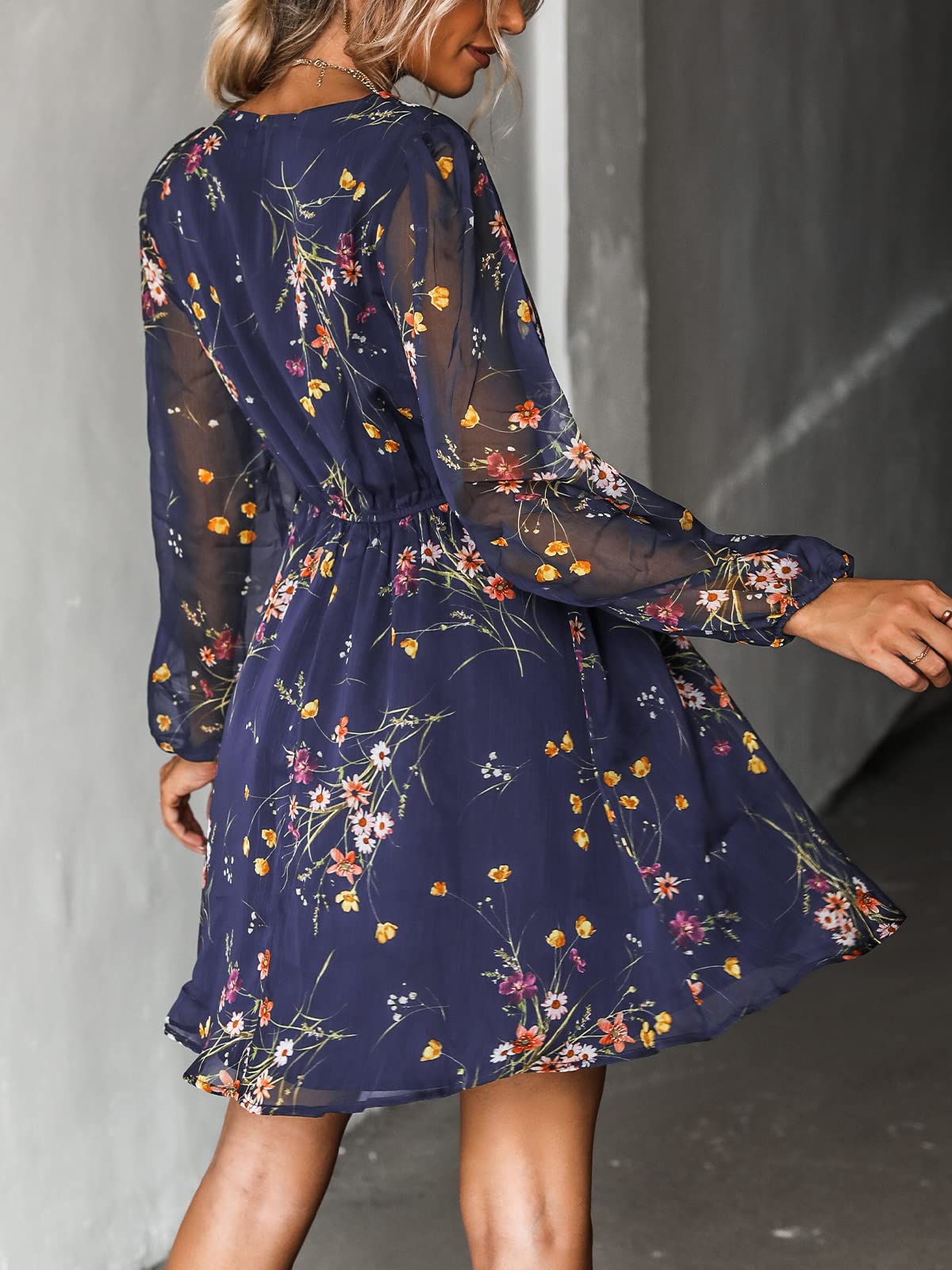 CUPSHE Women's Floral Print Sheer Chiffon A-Line Mini Dress Long Peasant Sleeves Elastic Autumn Dress,L