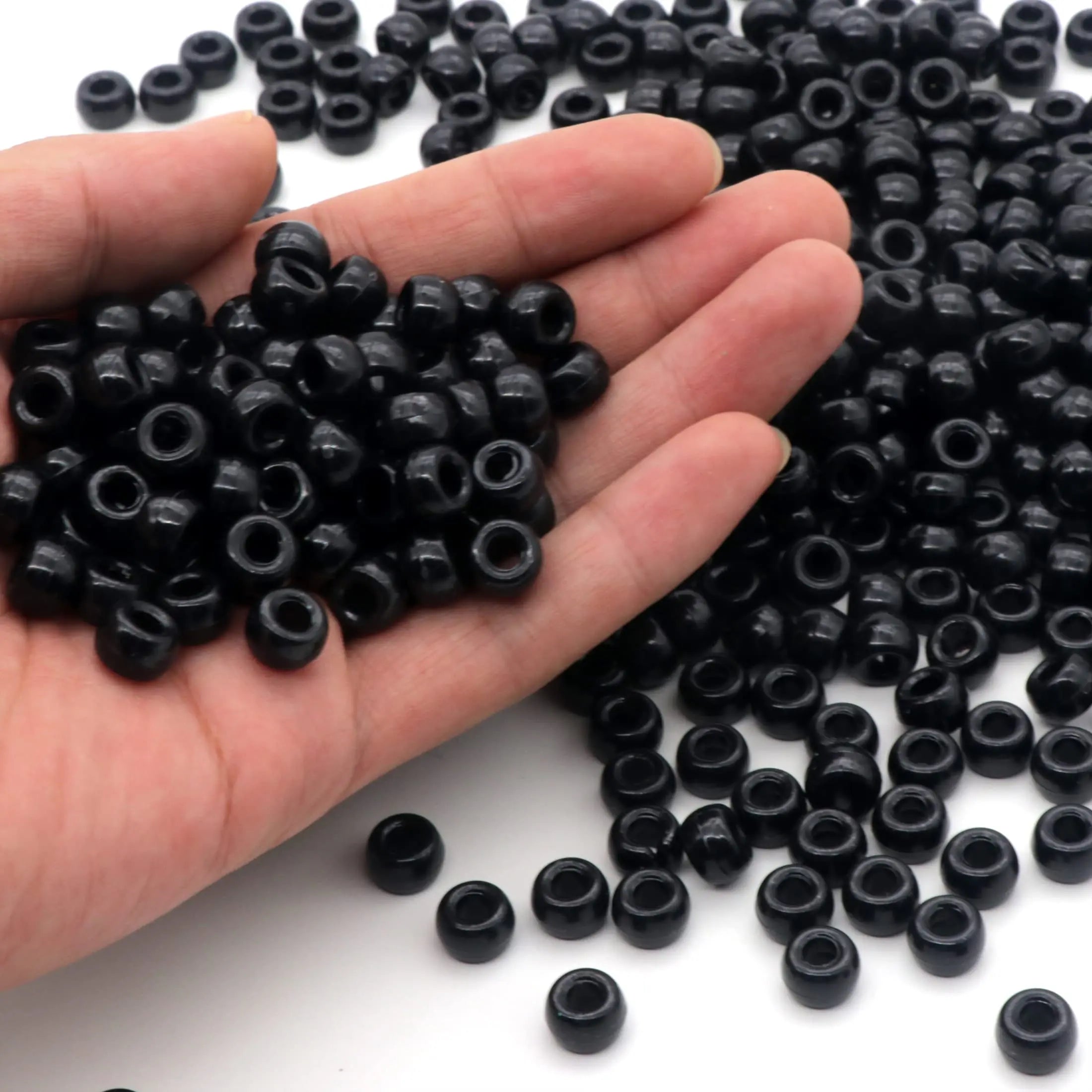 Auvoau 1000Pcs Pony Beads Bracelet 9mm Black Plastic Barrel Pony Beads for Necklace,Hair Beads for Braids,Key Chain,Jewelry Making (Black)