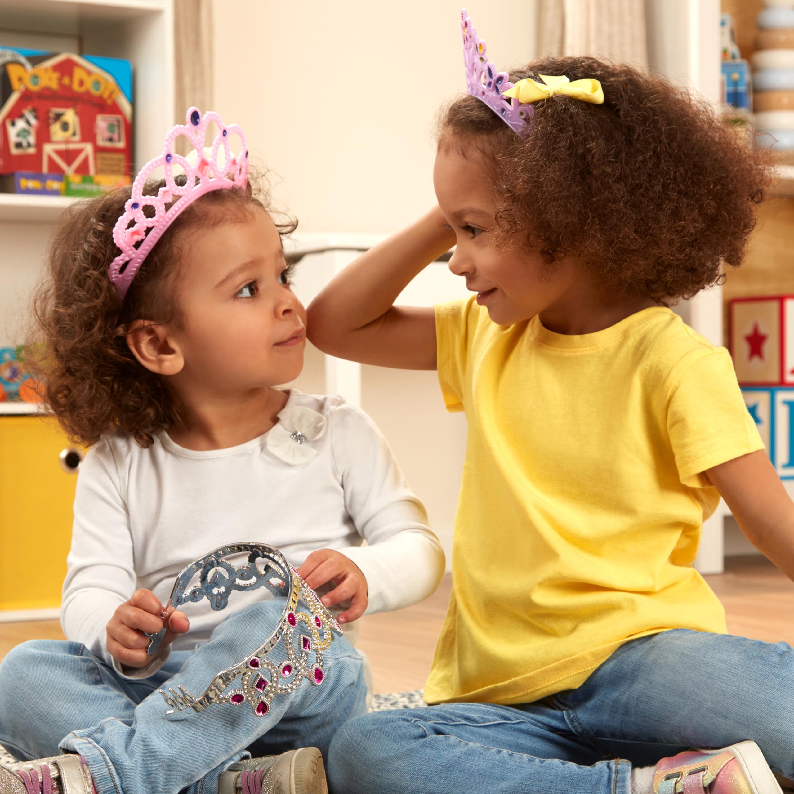 Melissa & Doug Dress-Up Tiaras Play Set for Kids (4-Piece) – Pretend Princess Crowns for Costume Role Play – Preschool Jewelry Toys for Girls Ages 3+