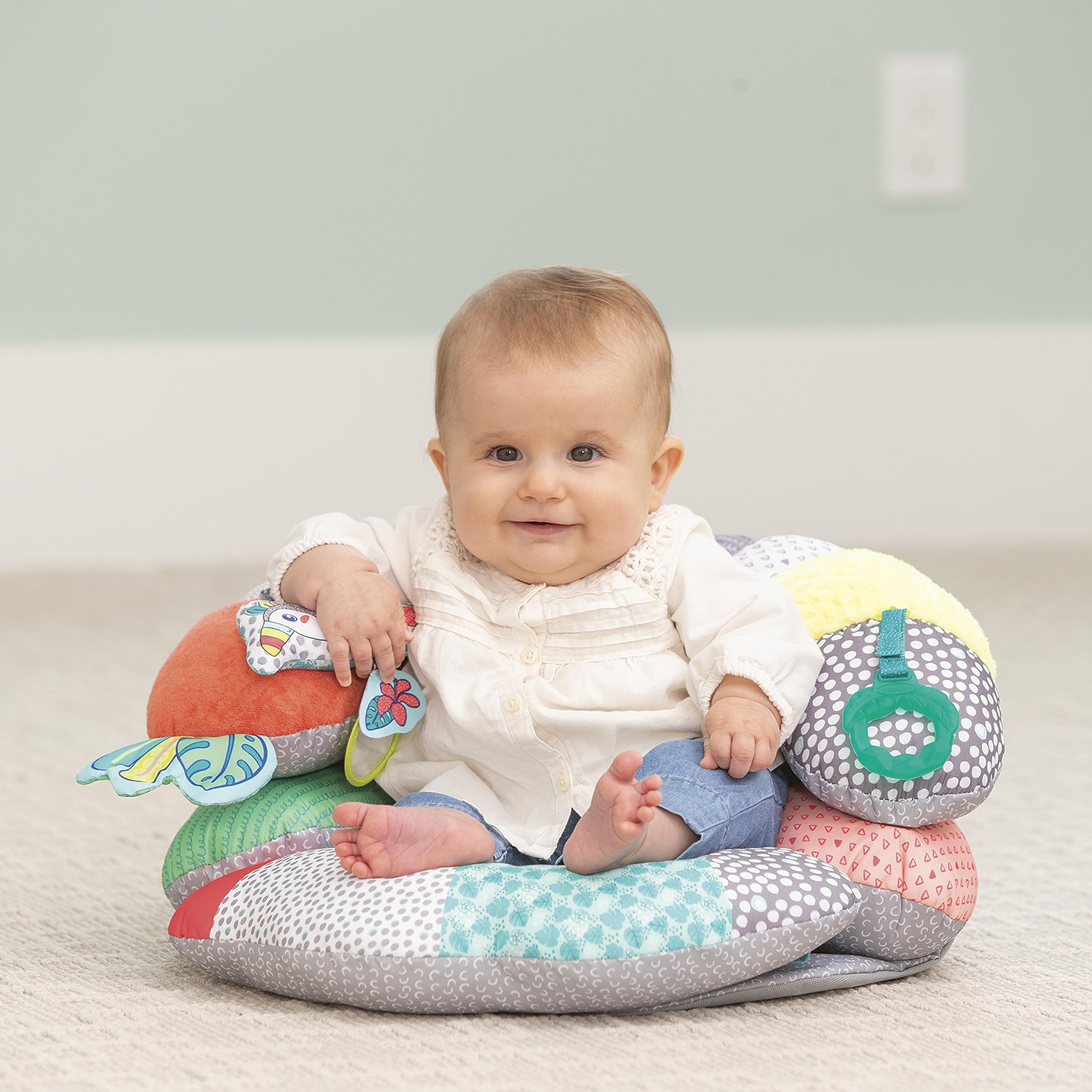 Infantino 2-in-1 Tummy Time & Seated Support, Baby Floor Seat for Tummy Time & Early Sitting, Soft, Supportive, Engaging Toys, Toucan